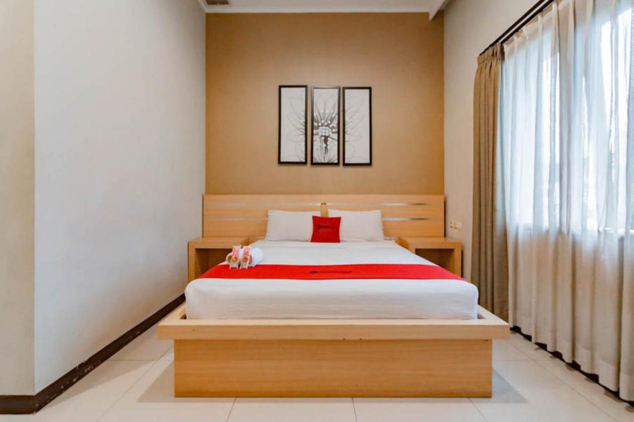 Reddoorz Near Lembang Park & Zoo 2 Hotel Exterior photo