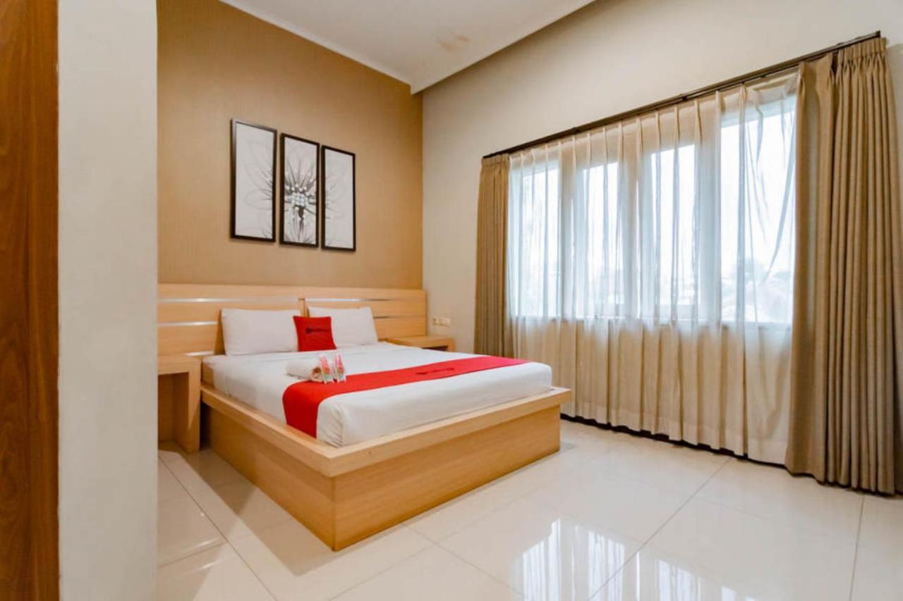 Reddoorz Near Lembang Park & Zoo 2 Hotel Exterior photo